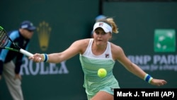 Козлова поступилася Девіс