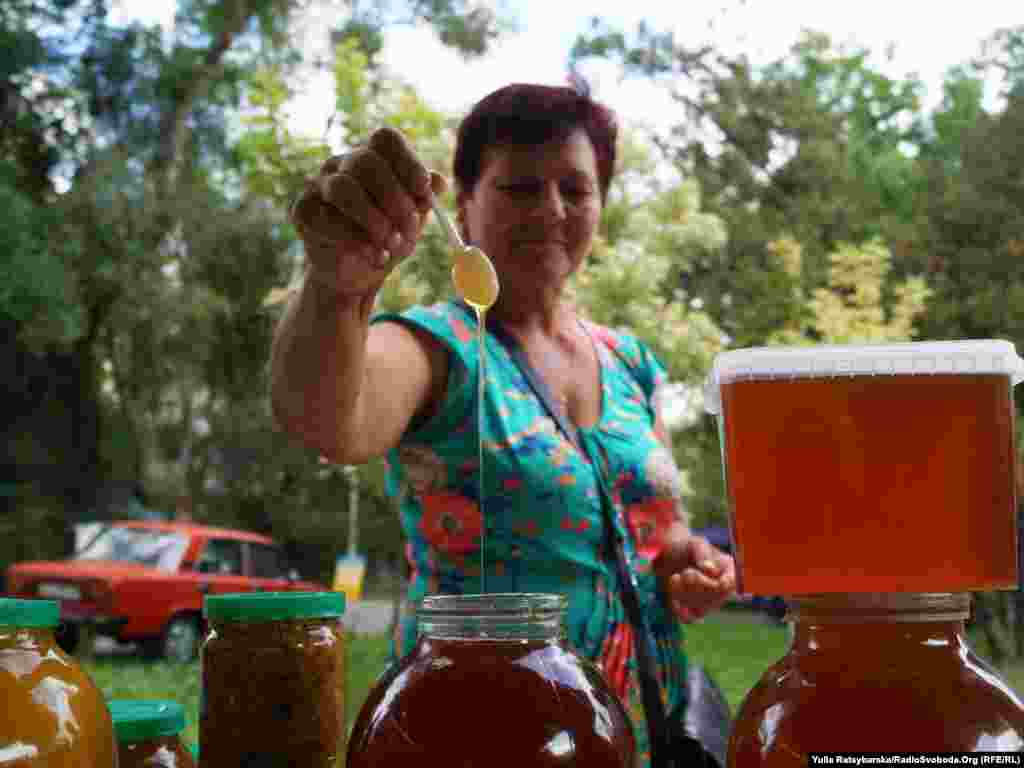 Чимало пасічників &ndash; володарі десятків дипломів та відзнак