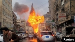 Йемендин борбор шаары Санадагы Израилдин соккусу. 
24-август, 2025-жыл.