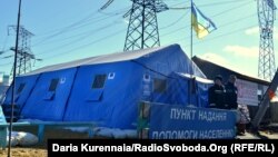 Пункти пропуску на Донбасі почали відновлювати роботу в червні