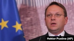 Оливер Вархей