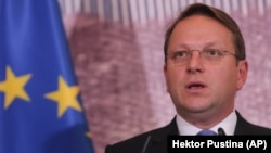 ԵՄ հարևանության և ընդլայնման հարցերով հանձնակատար Օլիվեր Վարհեի, արխիվ