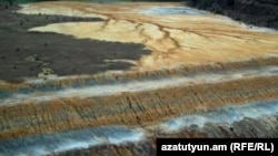 Ախթալայի լեռնահարստացման կոմբինատի պոչամբարը, արխիվ