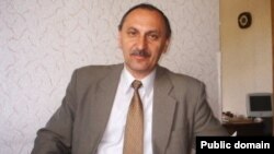 Валеры Ўхналёў