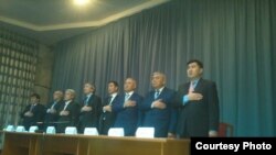 "Элдик парламент" мүчөлөрү. Апрель, 2016-жыл. 