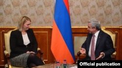 Заместителя помощника госсекретаря США по делам Европы и Евразии Бриджит Бринк принимает президент Армении Серж Саргсян, Ереван, 16 ноября 2016 г.