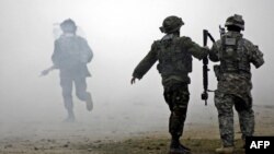 Ադրբեջանի զինված ուժերը զորավարժություններ են անցկացնում, արխիվ