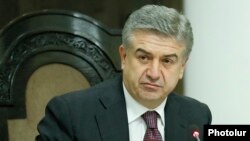 Бывший премьер-министр Карен Карапетян (архив)