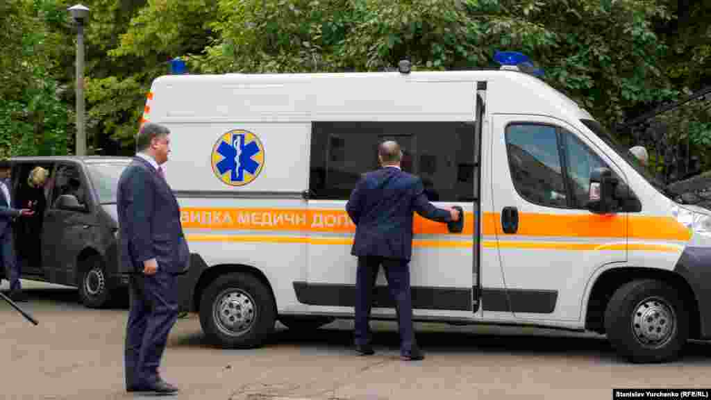 Літак з Афанасьєвим і Солошенком приземлився в Києві у вівторок після 17:00