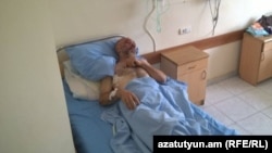 Смбат Акопян в больнице, 22 сентября 2015 г.