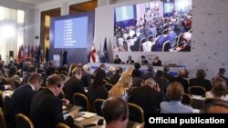 Делегаты ПА декларацию приняли единогласно, российскую агрессию осудили, но относительно сроков принятия Грузии «в семью» вновь воздержались