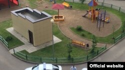 Задержание российского оппозиционного политика Алексея Навального у подъезда дома. Москва, 12 июня 2017 года.
