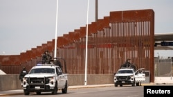 АКШ менен Мексиканын чек арасы.