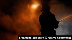 DTEK haber etkenine köre, Rusiye şirketniñ energetik obyektine darbe endirdi (nümüneviy fotoresim)