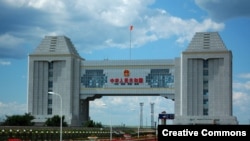 Орусия-Кытай чек арасы