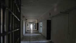 Diňle: Agyr işsizlik öňki tussaglaryň azatlygyna 'dawa salýar' 