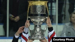 Хоккеисты "Ак Барса" с Кубком Гагарина 2009 г