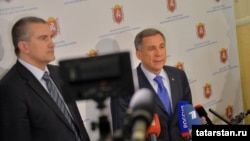 Рөстәм Миңнеханов һәм Сергей Аксенов, Акмәчет, 5 март 2014