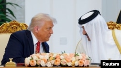 Дональд Трамп и эмир Катара Тамим бин Хамад Аль Тани. Доха, 14 мая 2025 года