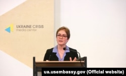 Марі Йованович