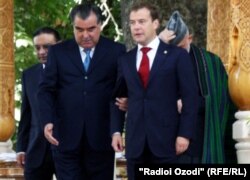 Президенты РФ и РТ в Душанбе на саммите стран СНГ. 2011