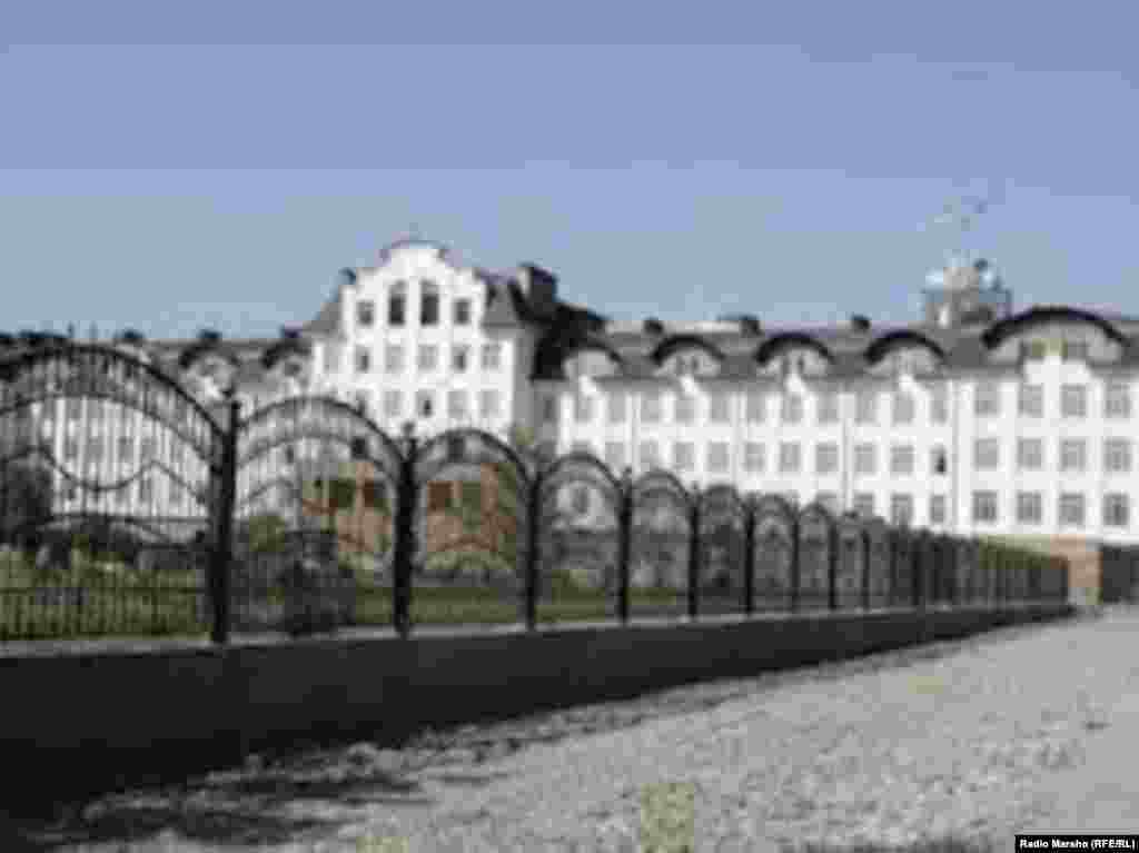 Государственный университет в Грозном