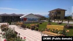 Ысык-Көл районундагы мамлекетке алынган “Симирам” эс алуу борбору. Анын мурдагы ээси Ясынжан Таировго издөө жарыяланган.