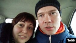 Ильдар Дадин (справа) и Анастасия Зотова (слева)