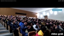 Ҳамоиши тарафдорони "Гурӯҳи 24" дар яке аз шаҳрҳои Русия