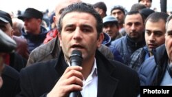 Արտակ Խաչատրյանը Երևանում ՓՄՁ ներկայացուցիչների բողոքի ցույցի ժամանակ, 29-ը հունվարի, 2015թ․