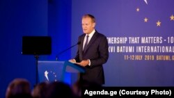 ​​Как и ранее, президент Евросовета заверил Грузию в приверженности ЕС к территориальной целостности и содействии евроатлантическому курсу Грузии