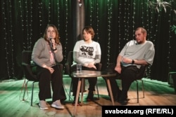 Натальля Скібская, Марына Кастылянчанка, Андрэй Войніч (зьлева направа)