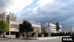 Tajikistan - A supermarket in Panjakent town, Apr2008