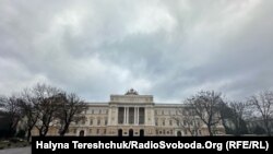 Скандал у Львівському університеті імені Івана Франка спричинений зверненнями випускниць про сексуальні домагання