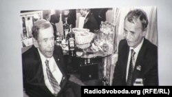 Зустріч двох дисидентів – Вацлав Гавел і лідер кримських татар Мустафа Джемілєв у Празі, 2011 рік