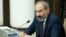 Armenia - Prime Minister Nikol Pashinian speaks at a cabinet meeting in Yerevan, 1 June 2018.