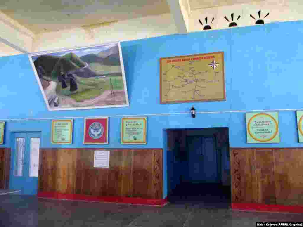 Облус аралык түнкү автобустун беш каттамы бар. Алар билеттин 15 пайызын автобекетке төлөшөт.