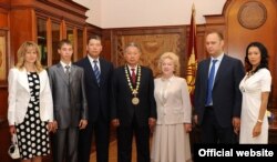 Семья Курманбека Бакиева.