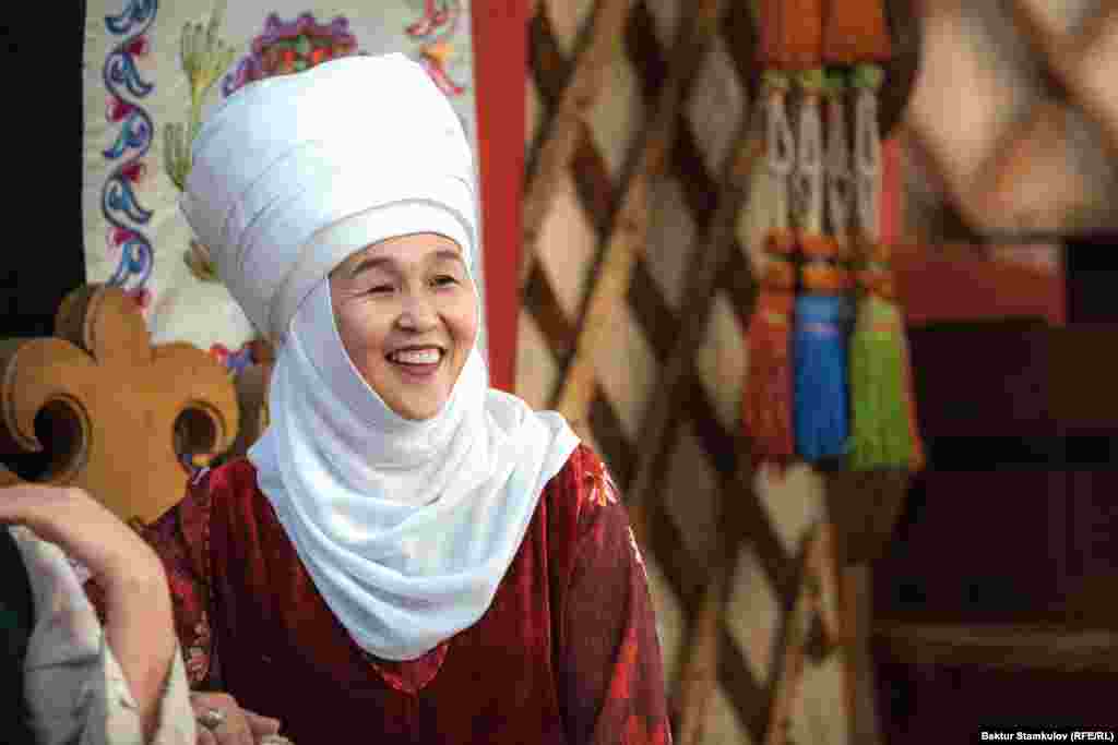 &nbsp;&quot;Оймок Арт&quot; студиясынынын элечеги.