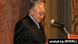 Алтай Бөрүбаев.