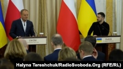 Премʼєр-міністр Польщі Дональд Туск і президент України Володимир Зеленський під час спільної пресконференції у Львові, 17 грудня 2024 року