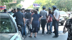 «Oդ ցնդե՞ց էդ էրեխեն». պատերազմից 8 ամիս անց հարյուրավոր ծնողներ փնտրում են իրենց որդիների մարմինները