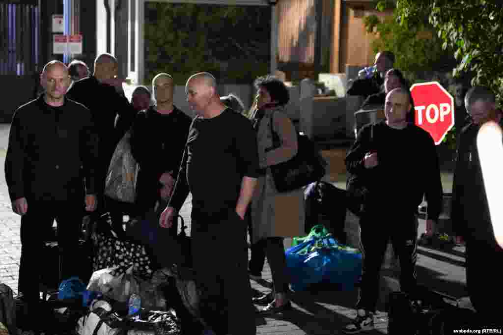 Першыя здымкі вызваленых