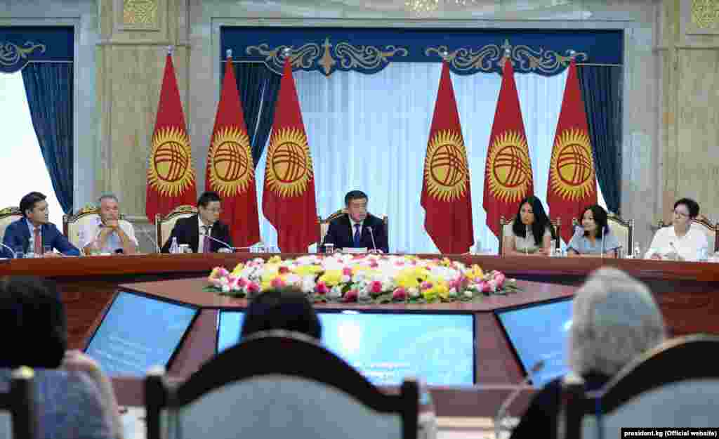 &laquo;Мы&nbsp;готовы работать с&nbsp;гражданским сектором, быть партнерами, мы&nbsp;открыты для конструктивных идей и&nbsp;критики&raquo;,&nbsp;&mdash; отметил президент.