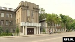 Жогорку соттун имараты