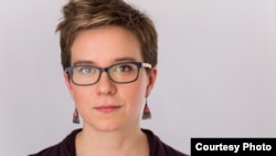 HRW эл аралык укук коргоо уюмунун Борбор Азия боюнча улук изилдөөчүсү Мира Риттман  