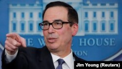 ԱՄՆ ֆինանսների նախարար Սթիվեն Մնուչինը հայտարարում է Վենեսուելայի պետական նավթային ընկերության դեմ պատժամիջոցների մասին, Վաշինգտոն, 28-ը հունվարի, 2019թ․