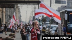 Арганізацыя "Малады Фронт" праводзіць акцыю #СьвятаНезалежнасьці