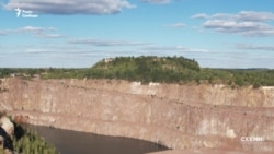 Затоплений Коростенський гранітний кар’єр на Житомирщині