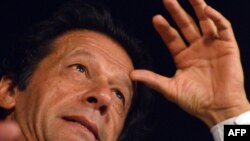 عمران خان: ادعای که من از تندروان حمایت می‌کنم، کاملاً پوچ و بی معنی است.